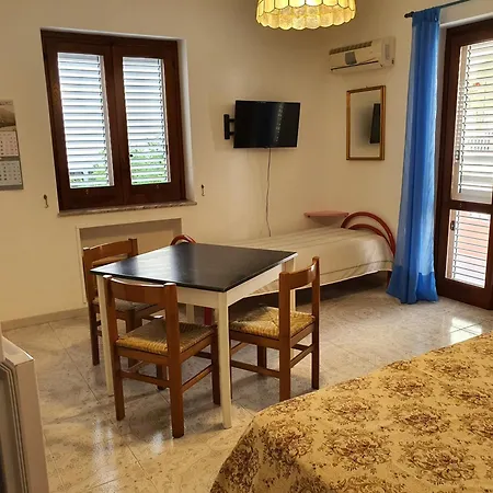 Armando Casa vacanze Canneto (Lipari)