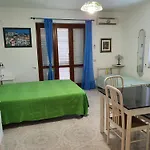 Semesterbostad Armando Canneto (Lipari)